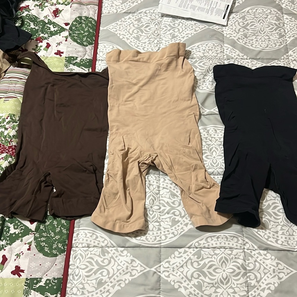 Skims shapewear bundle